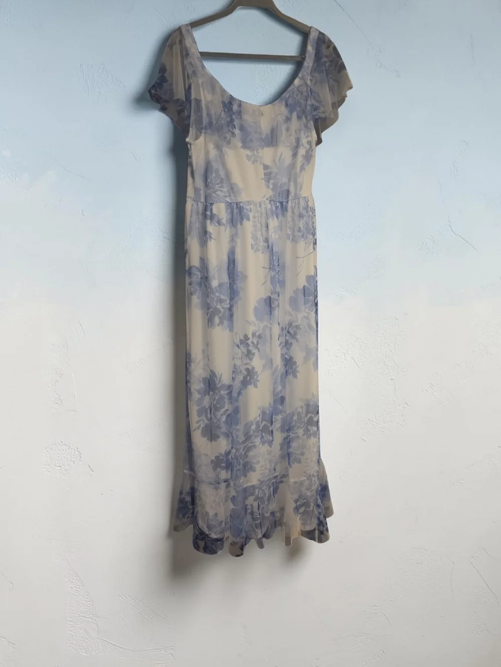 NWT LOVELY GRACE  Size XL Off-Shoulder Blue Floral Ruffle Maxi Dress - Picture 3 of 3